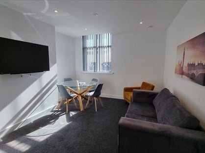 2 Bed Flat, Quarterbank Apartments, SR1