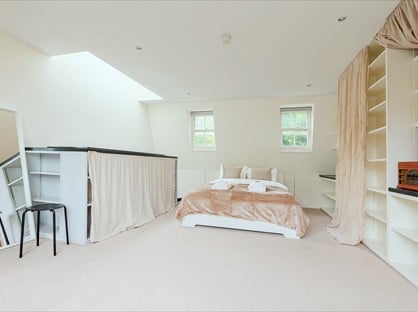 4 Bed Terraced House, Gifford Street, N1