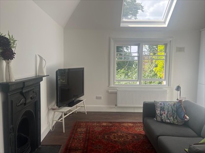2 Bed Flat, Riggindale Road, SW16