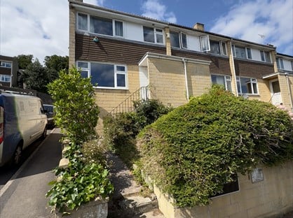 3 Bed Semi-Detached House, Alpine Gardens, BA1