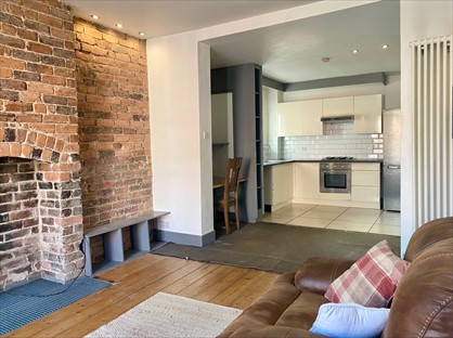 1 Bed Flat, Lorne Street, DY10