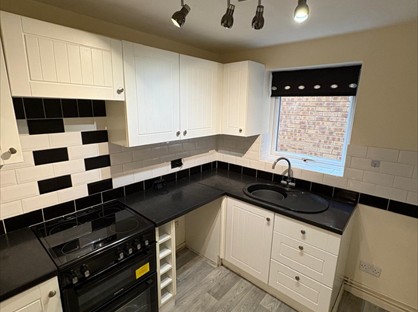 2 Bed Flat, Woodston, PE2