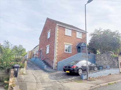 3 Bed Detached House, Bisley Old Road, GL5