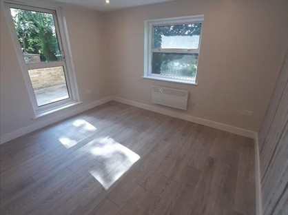 Studio Flat, Minster Rd, NW2