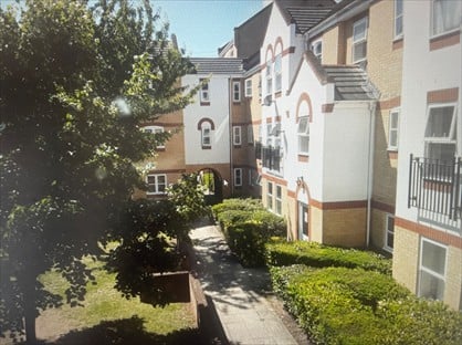 1 Bed Flat, Aaron Hill Road, E6