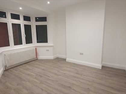 3 Bed Terraced House, The Ridgeway, NW9