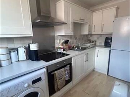 2 Bed Flat, Chardsmead Road, DT6