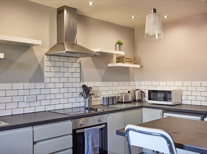 3 Bed Maisonette, Seafield Road, DD1