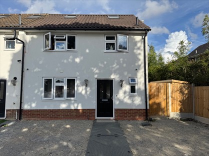 Room in a Shared House, Kimpton Close, CM5