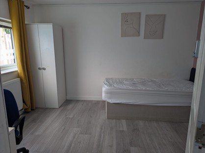 Room in a Shared House, Selborne Avenue, PO9