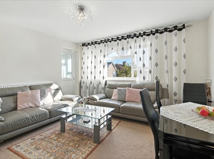 3 Bed Flat, Mountfield Road, E6