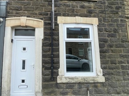 2 Bed Terraced House, Whalley Road, BB5