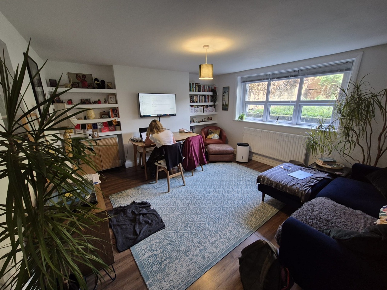 London - 1 Bed Flat, Hayter Road, SW2 - To Rent Now for £1,800.00 p/m