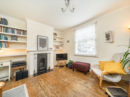 2 Bed Terraced House, Brightfield Road, SE12