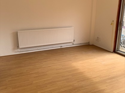 3 Bed Terraced House, Byron Avenue, WD6