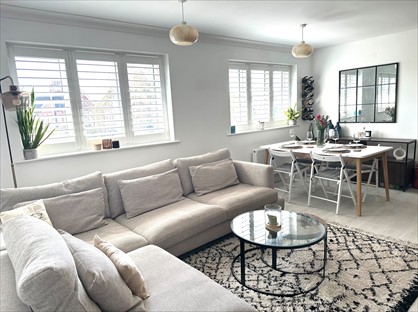 1 Bed Maisonette, Minerva Place, PO19