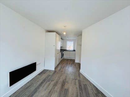 2 Bed Flat, Thara House, HP11