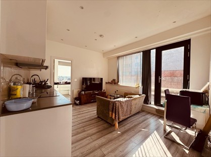 1 Bed Flat, Brickfield Court, SL1