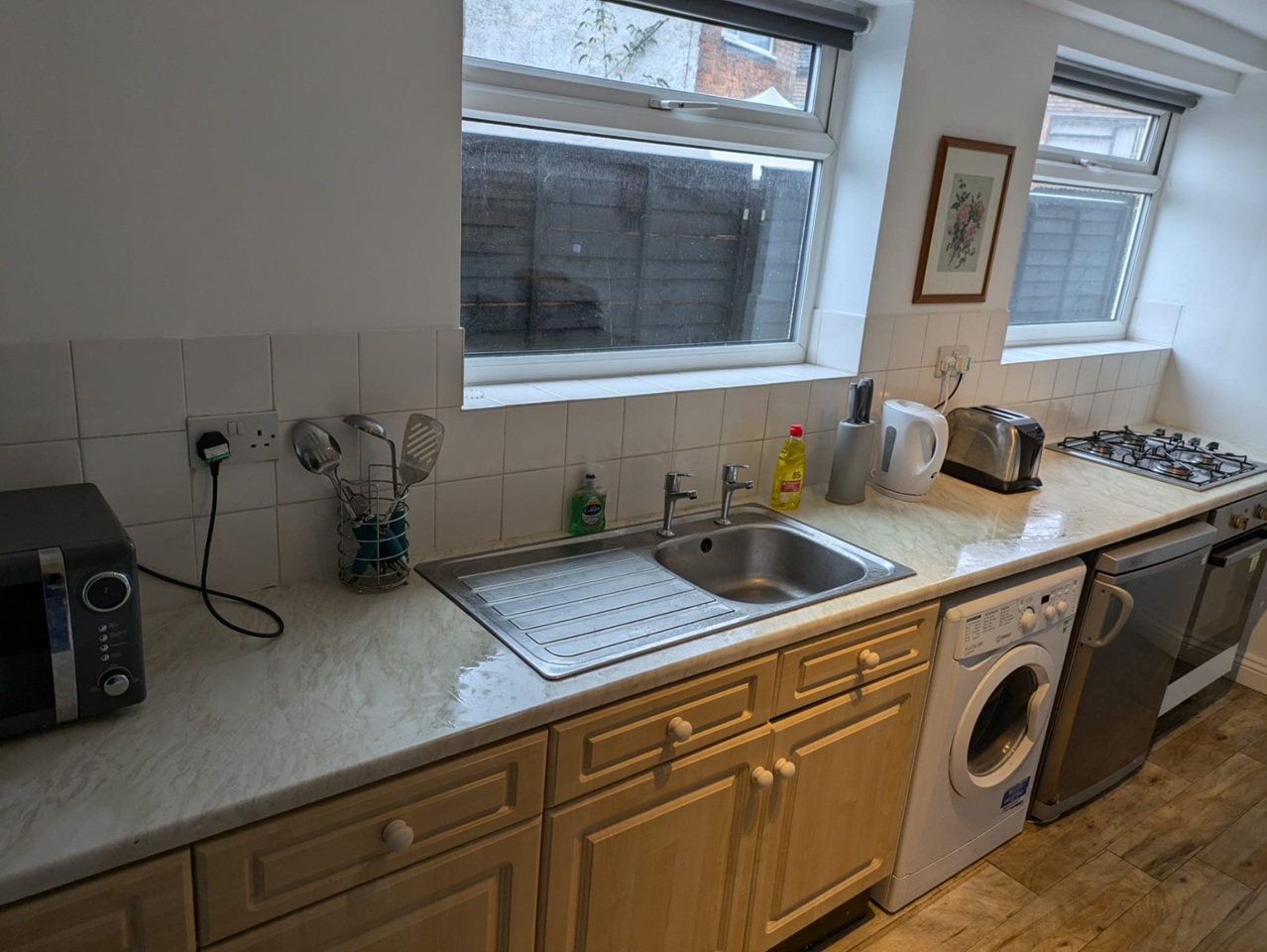 1 Bed Flat, London, CV5 photo 2