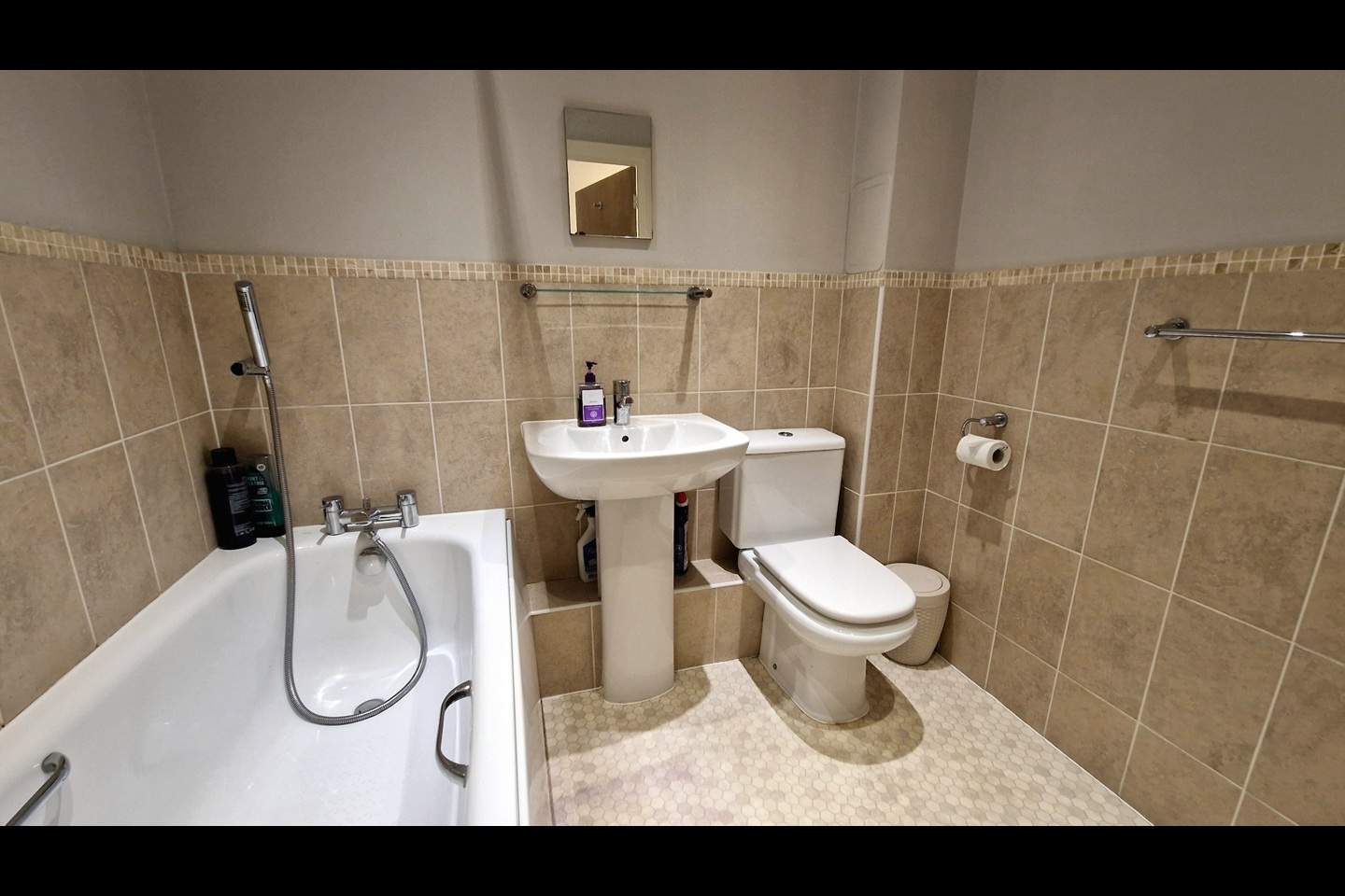Additional image 7 of 2 Bed Flat, Woodin's Way, OX1, N1 7GU