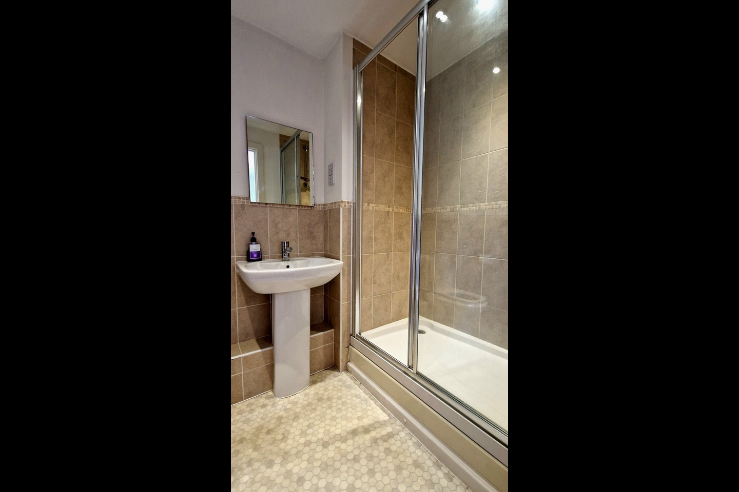 Additional image 13 of 2 Bed Flat, Woodin's Way, OX1, N1 7GU