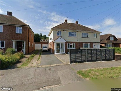 5 Bed Semi-Detached House, Spring Avenue, TW20