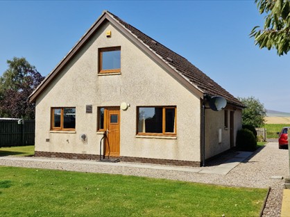 3 Bed Detached House, Emmock Road, DD3