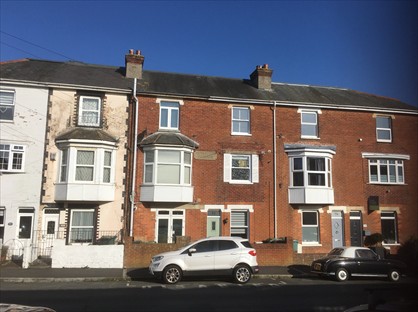 3 Bed Terraced House, Bellevue Road, PO31