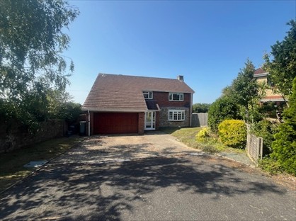4 Bed Detached House, Staplers Road, PO30