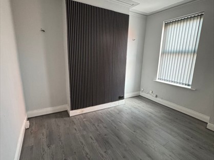 3 Bed Terraced House, Clayton Street, WF2