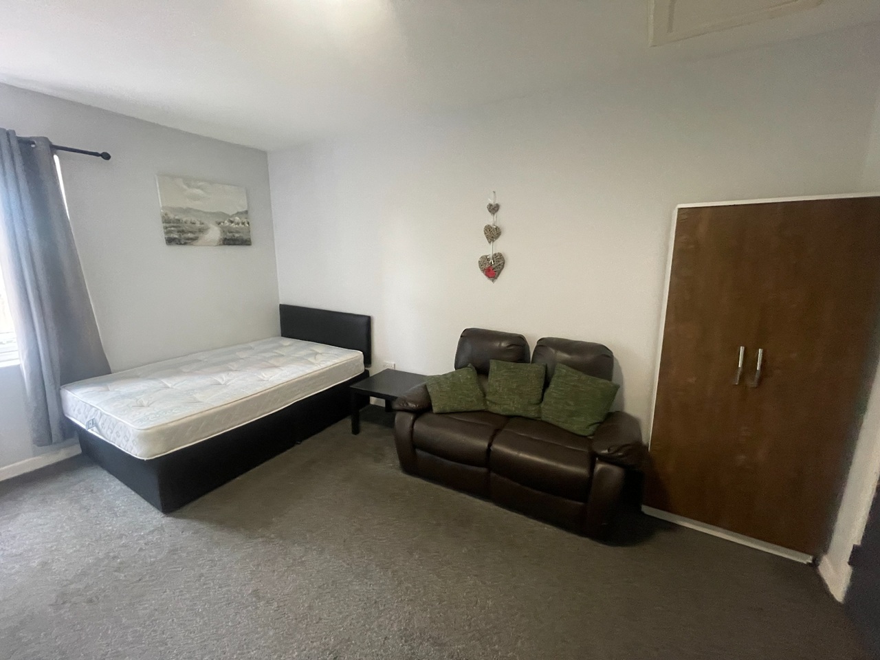 Coventry - Studio Flat, Windmill Road, CV6 - To Rent Now for £600.00 p/m