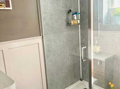 Room in a Shared House, Colvin Road, CR7
