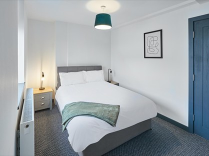 Room in a Shared House, Alma Street, M30