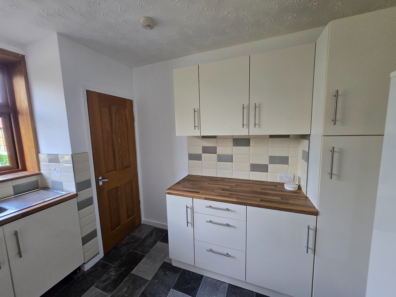 Falkirk - 2 Bed Flat, Gilchrist Drive, FK1 - To Rent Now for £825.00 p/m