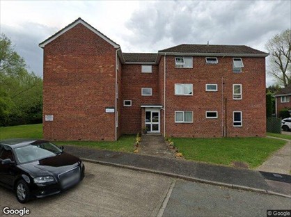1 Bed Flat, Northcroft, HP10