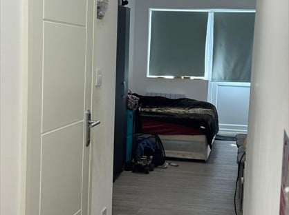 Room in a Shared House, Lammas Avenue, CR4