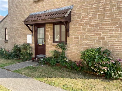 1 Bed Flat, Cedar Court, TA12