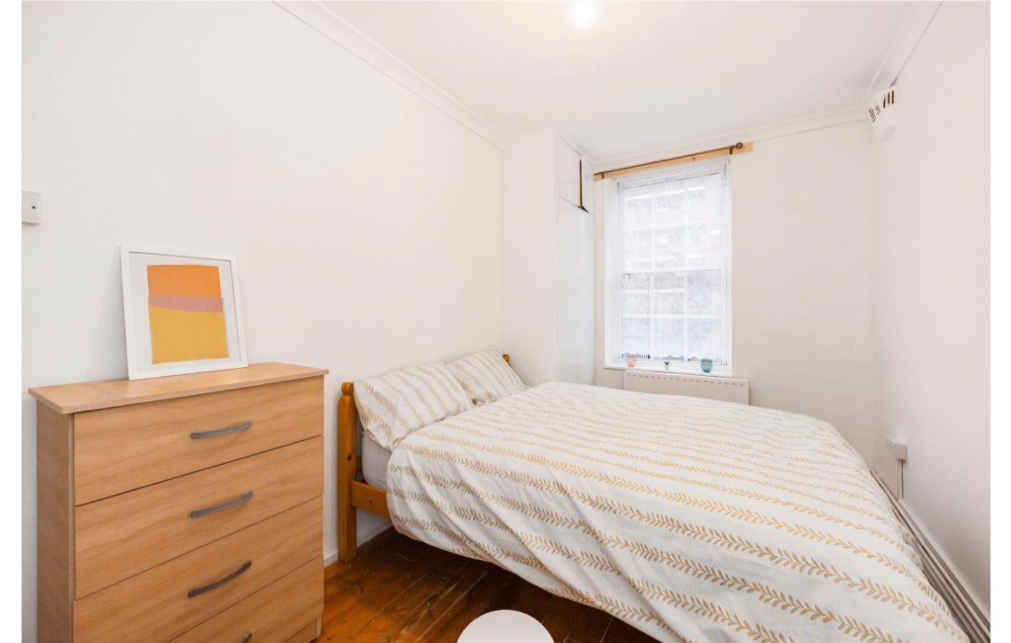 Room in a Shared Flat, Shadwell Gardens, E1