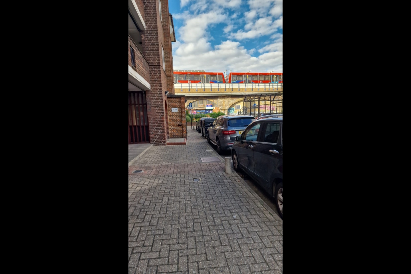 Room in a Shared Flat, Shadwell Gardens, E1 photo 2