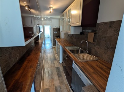 Room in a Shared House, Thurlow Gardens, IG6