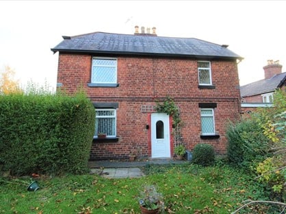 3 Bed Semi-Detached House, Prices Lane, LL11