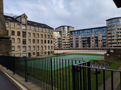 2 Bed Flat, Salts Mill Road, BD17