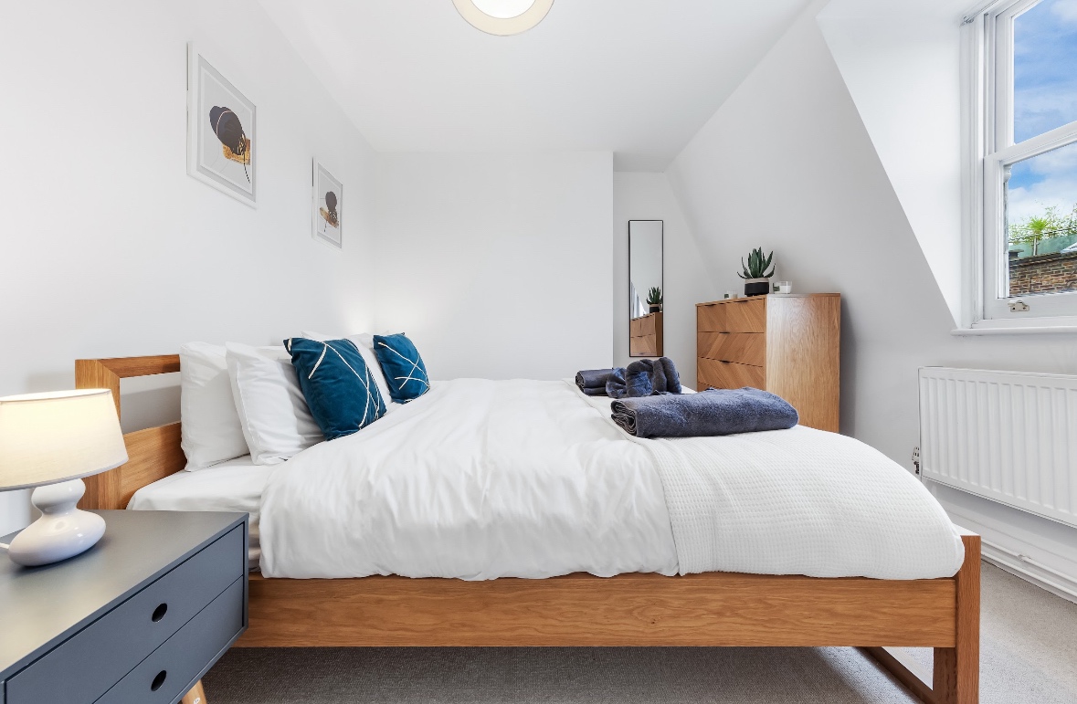 Additional image 12 of 2 Bed Flat, Sinclair Road, W14, N1 7GU