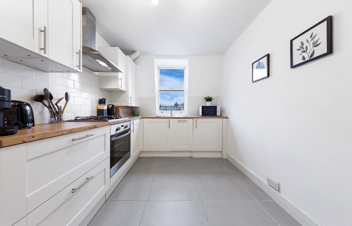 Additional image 13 of 2 Bed Flat, Sinclair Road, W14, N1 7GU