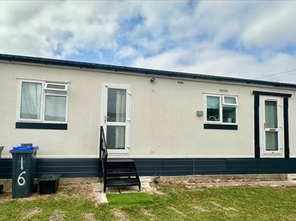 2 Bed Mobile Home, Porton Rd, SP4