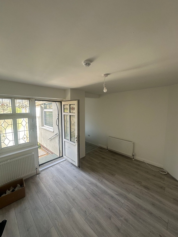 Additional image 10 of 1 Bed Flat, Brampton Road, CB1, N1 7GU