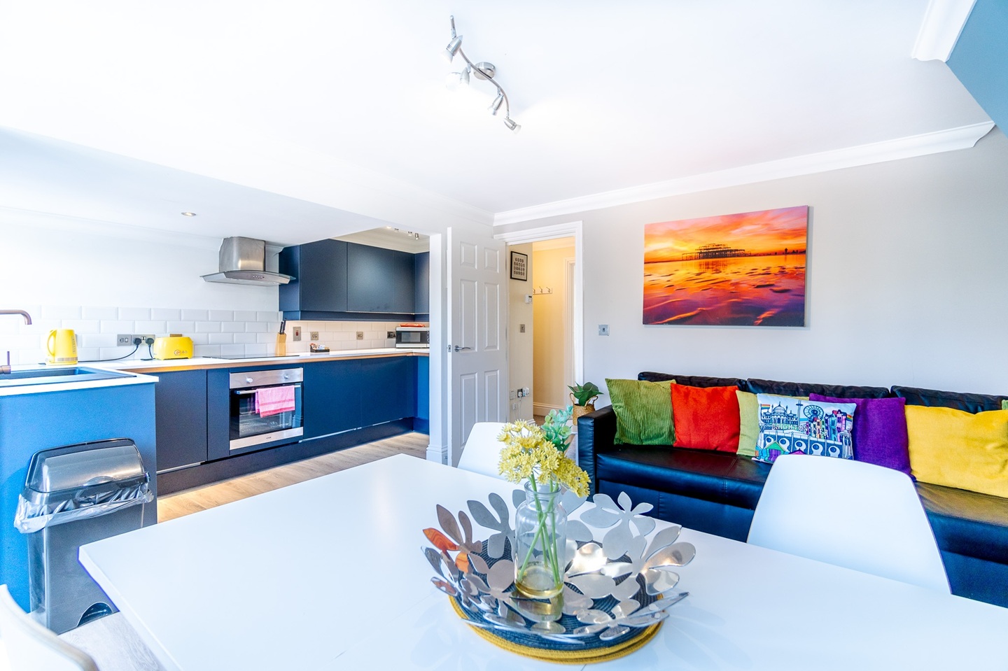 2 Bed Flat, Brunswick Fab Pad, BN3 photo 5
