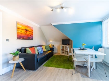 2 Bed Flat, Brunswick Fab Pad, BN3