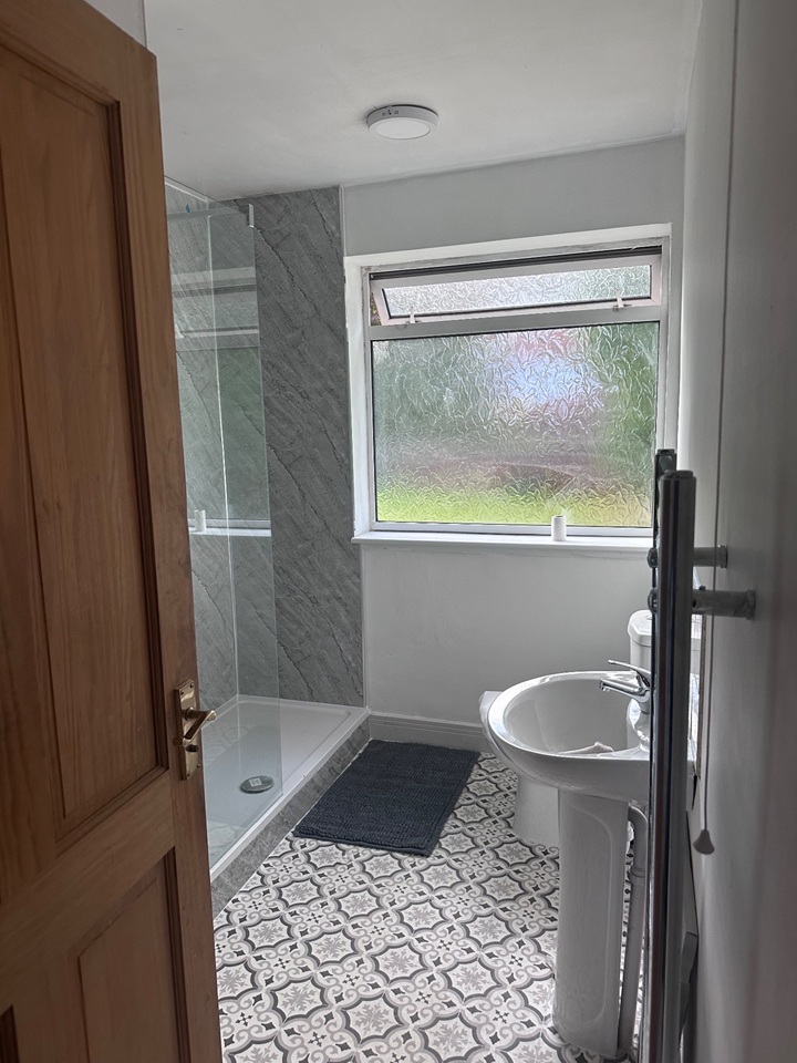 Room in a Shared Flat, Heneage Place, B7 photo 4
