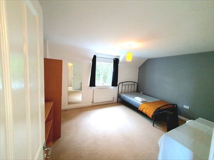 Room in a Shared House, Winchester, SO22